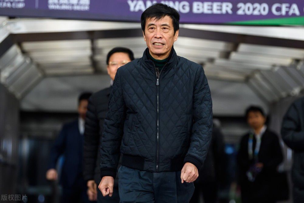 于是，他冷声喝道：小子，大厦虽然搬不过来，但是我账户里的美元，是随时随地都能在全世界范围流通的，这才叫硬通货、硬实力，懂吗？叶辰点点头，笑道：你这么一说，我就懂了。